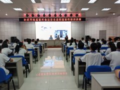 <b>泛博师生建牢食物平安防护网</b>
